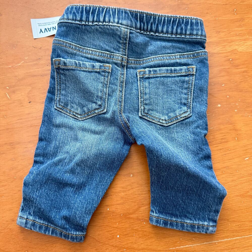 NWT Old Navy Pull On Elastic Waist Denim Jeans Baby Boy 0-3 Months Drawstring - Picture 3 of 8